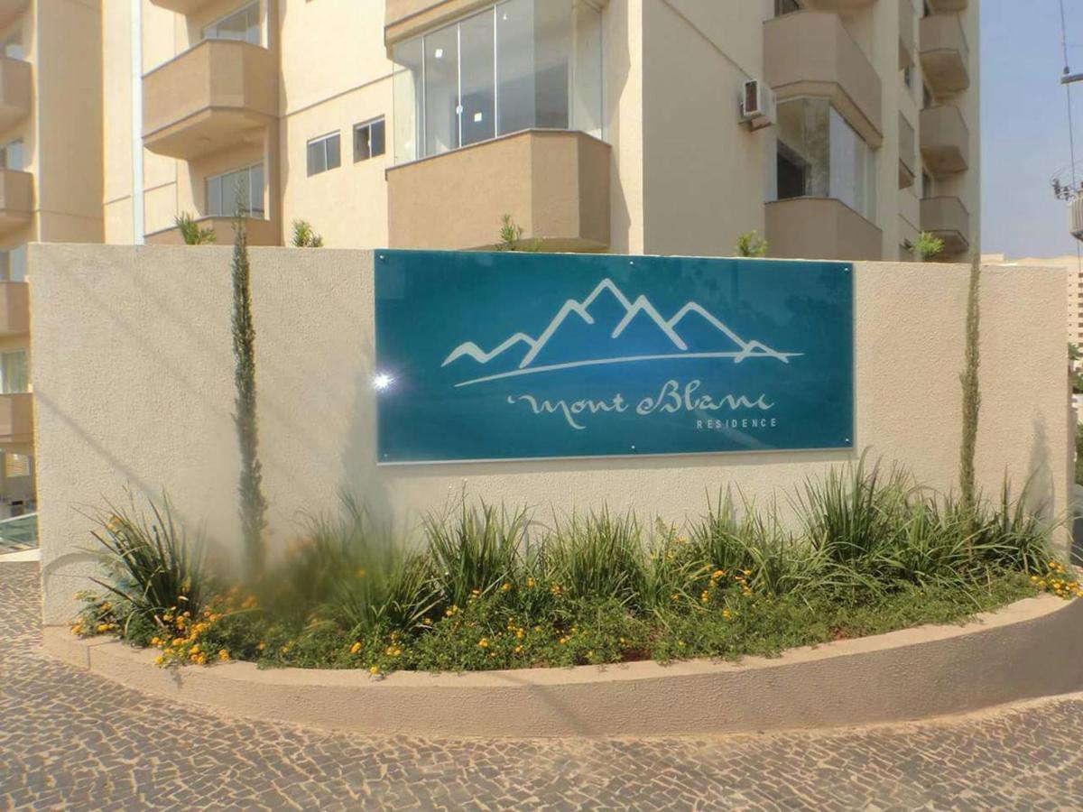 Flat 208 Mont Blanc Apartment Caldas Novas Exterior photo